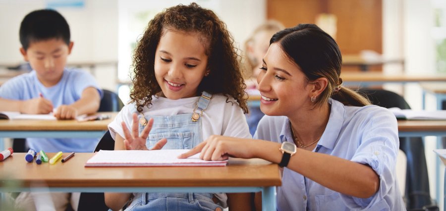 You are currently viewing London School Partnerships Praised for Boosting Student Success